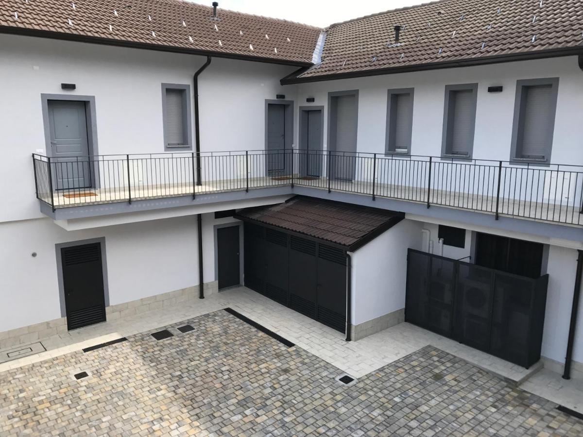 Home Hotel Senago Exterior foto